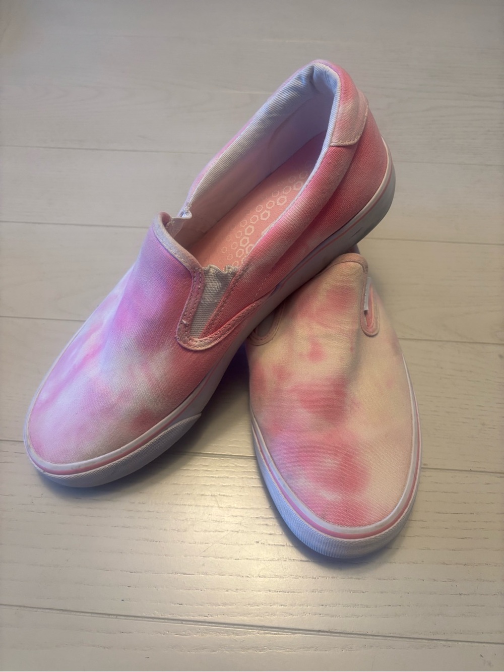 Lugz women’s 11 tyedye slip on